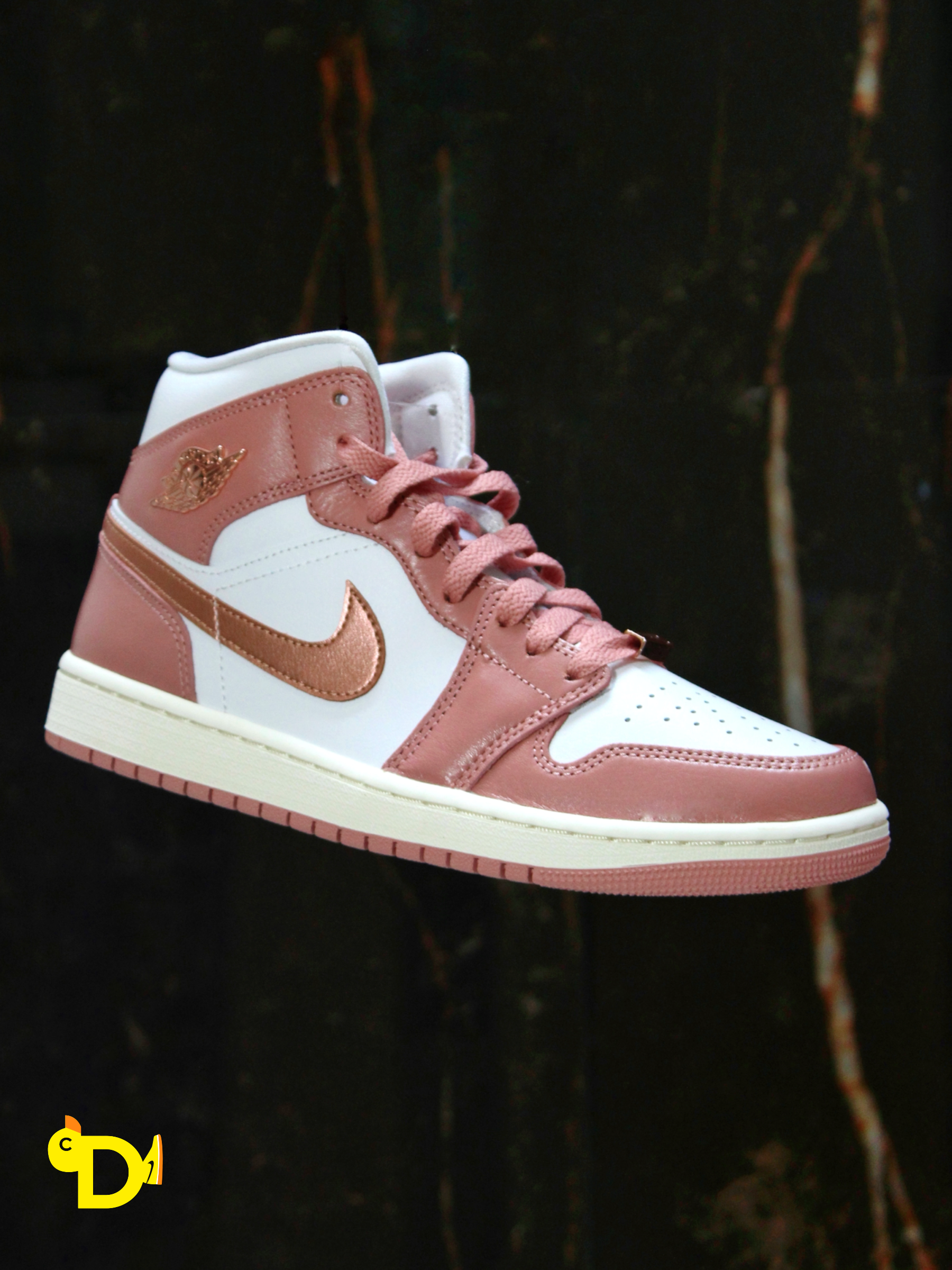 Jordan 1 Mid SE