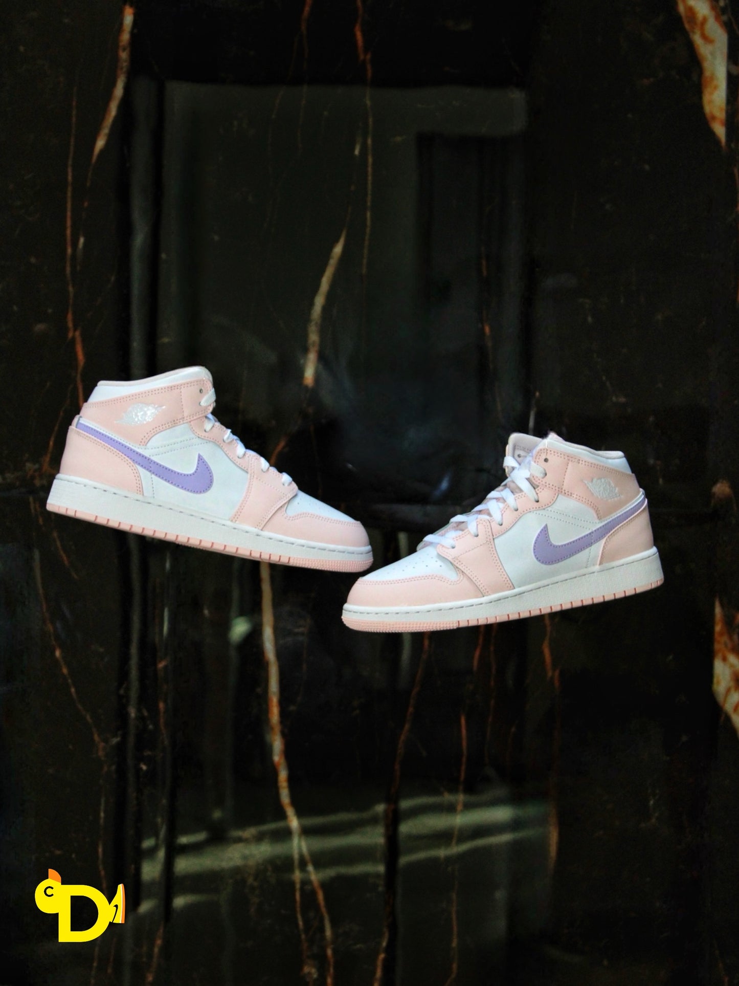 Air Jordan 1 Mid "Pink Wash" (GS)