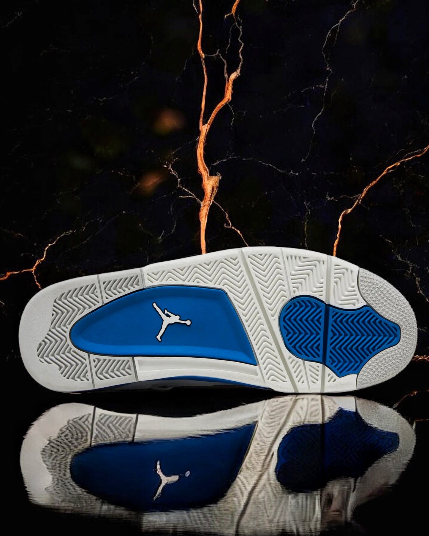 Air Jordan 4 Retro "Military Blue"