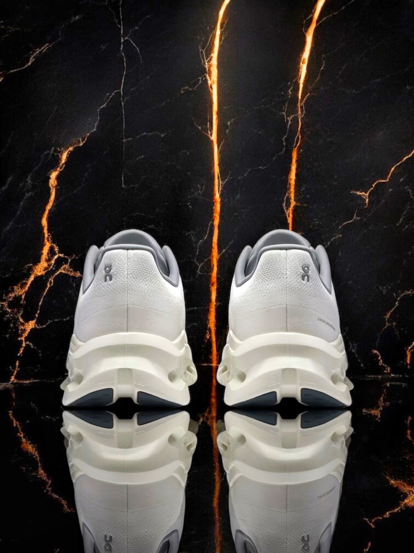 On Cloudtilt "Glacier/Ice"