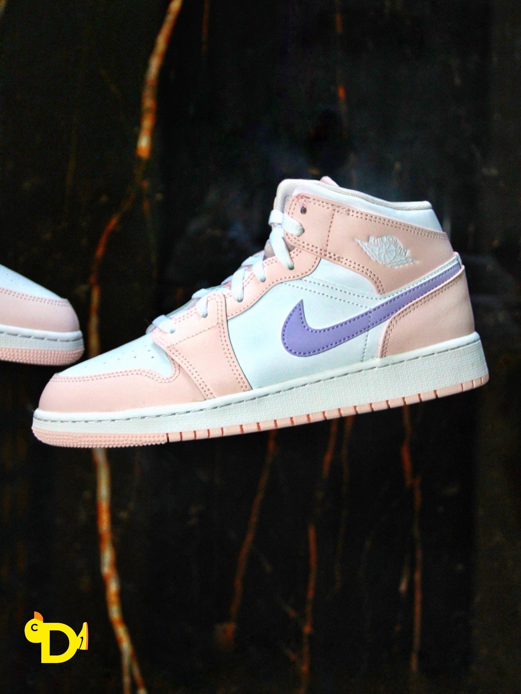 Air Jordan 1 Mid