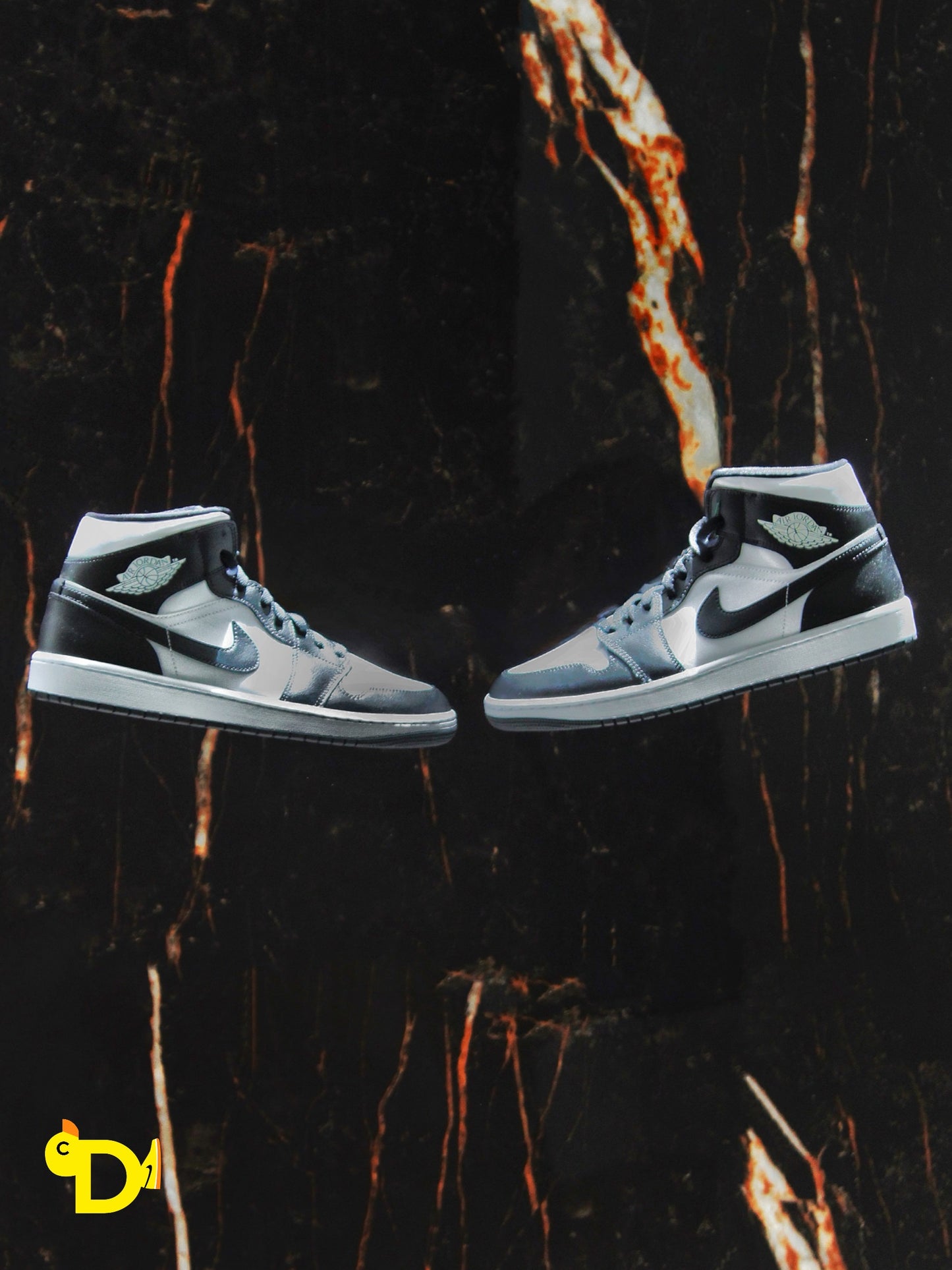 Jordan 1 Mid "Panda"