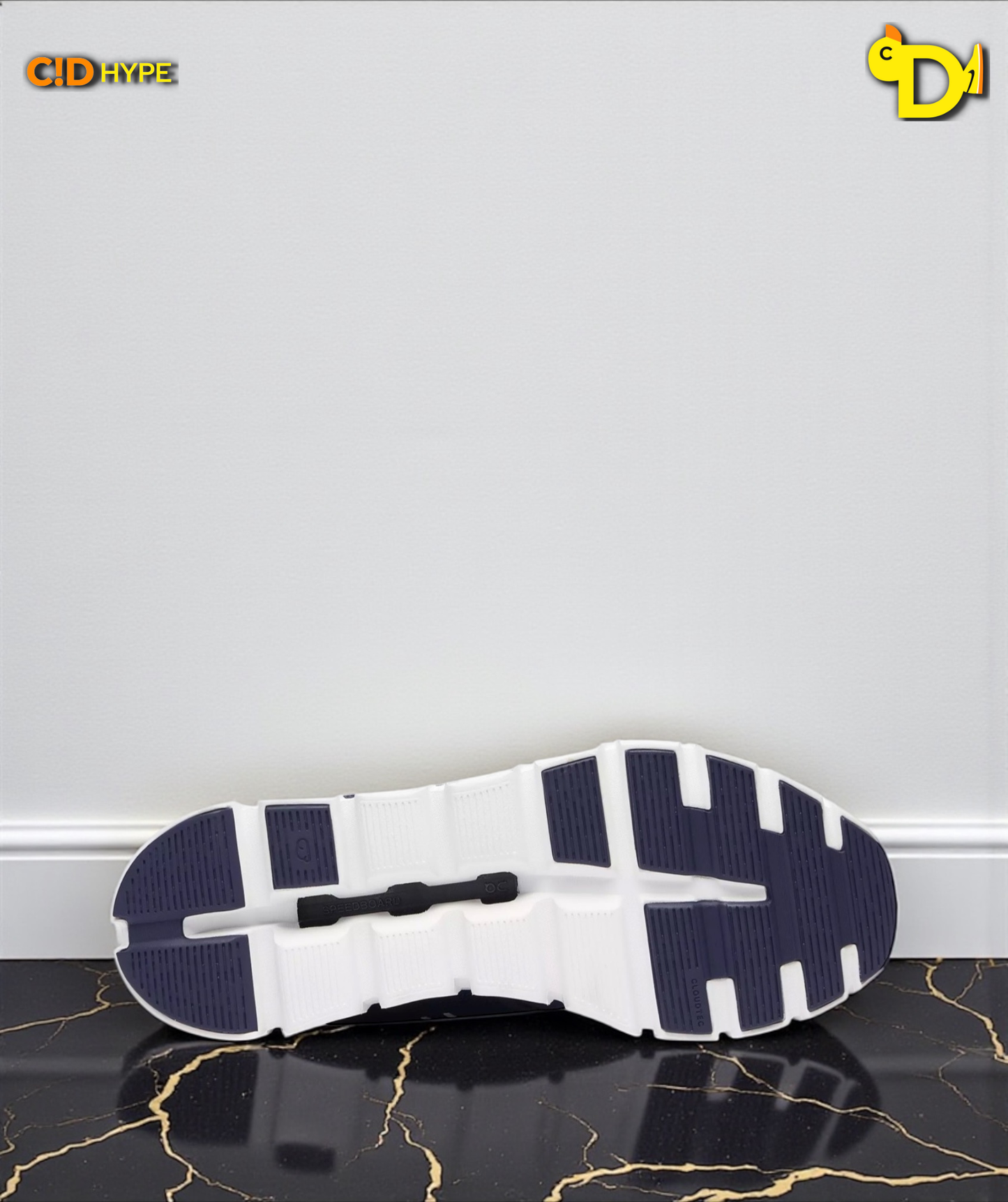 On Cloud 6 "Midnight Navy/White"