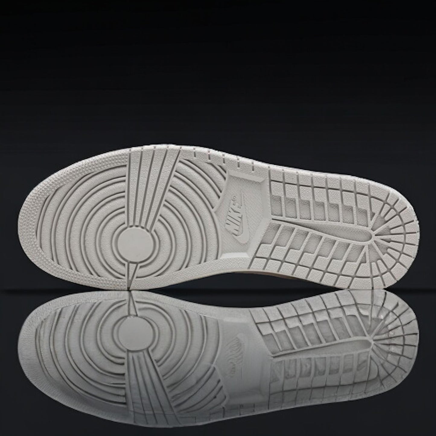 Jordan 1 Mid SE Craft "Inside Out White Grey"