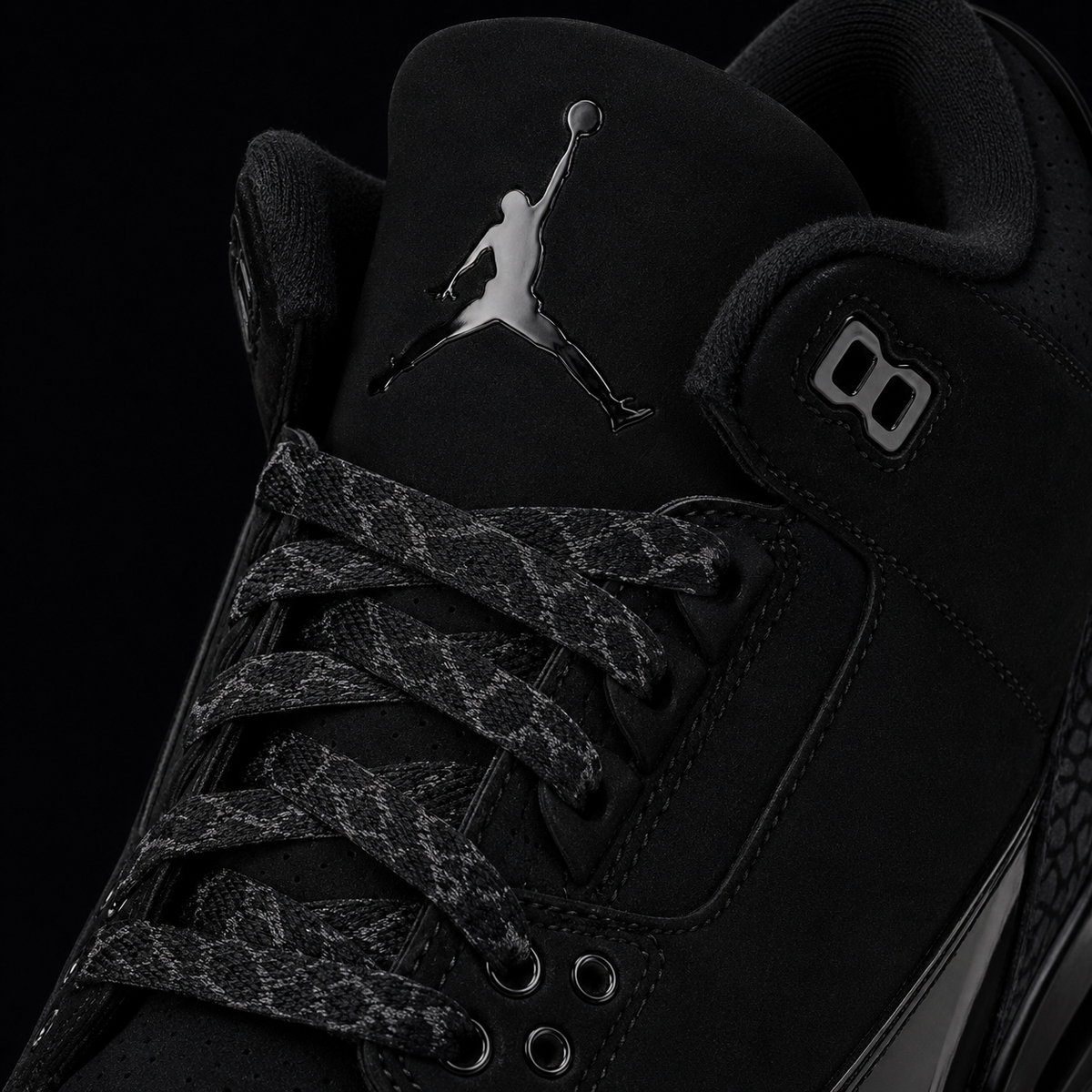 Air Jordan 3 Retro Black Cat, detalle de agujetas — Crazy!Duck Hype