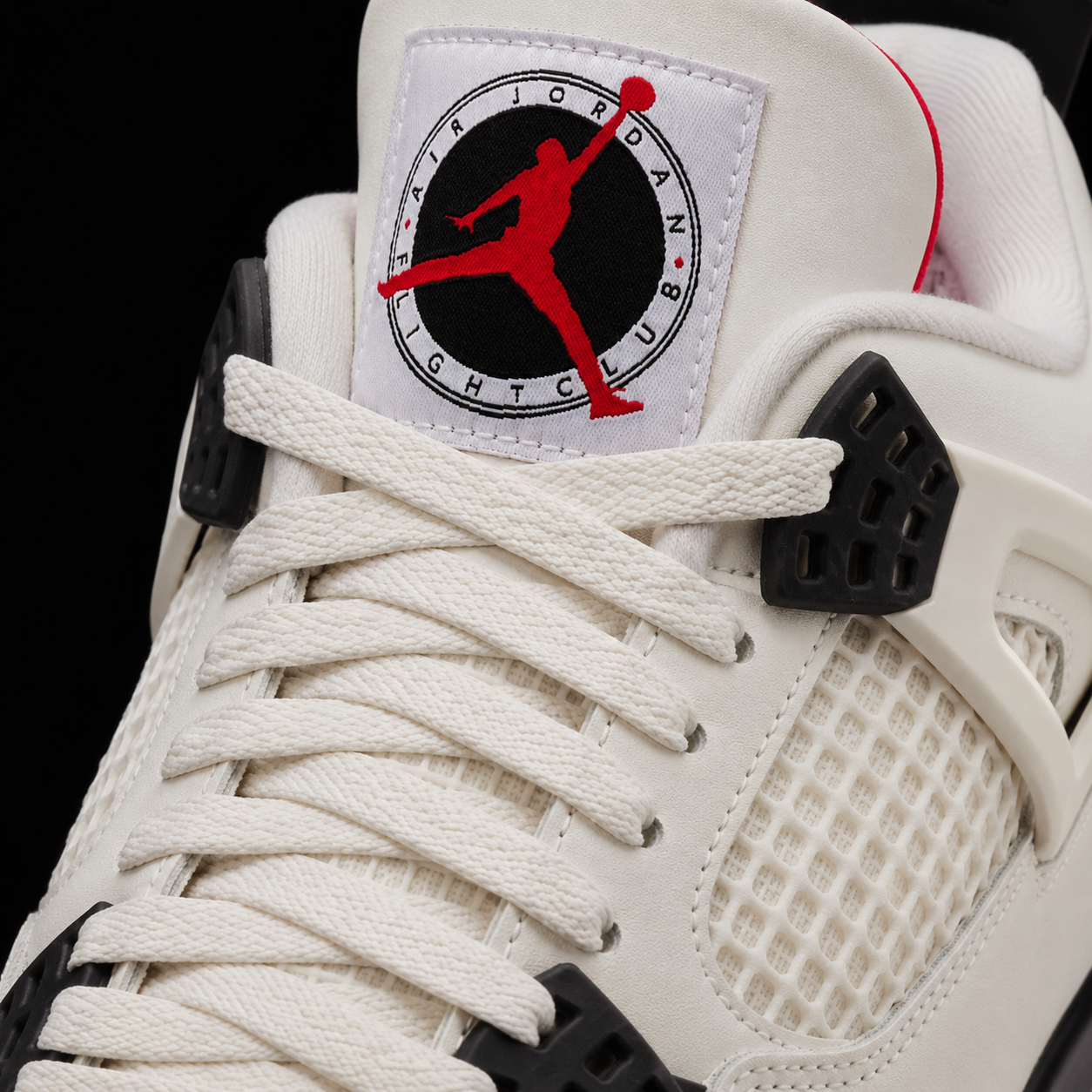 Air Jordan 4 Retro Flight Club, detalle de agujetas — Crazy!Duck Hype