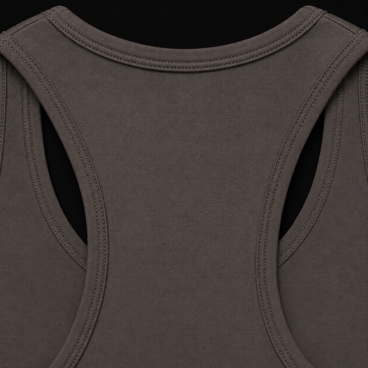 Gymshark Everyday Seamless Crop Tank Cool Brown, detalle de espalda y tirantes — Crazy!Duck Hype