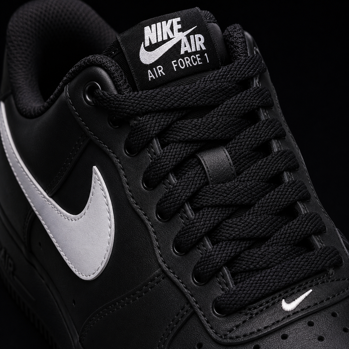 Nike Air Force 1 Low '07 Black White, detalle de agujetas — Crazy!Duck Hype