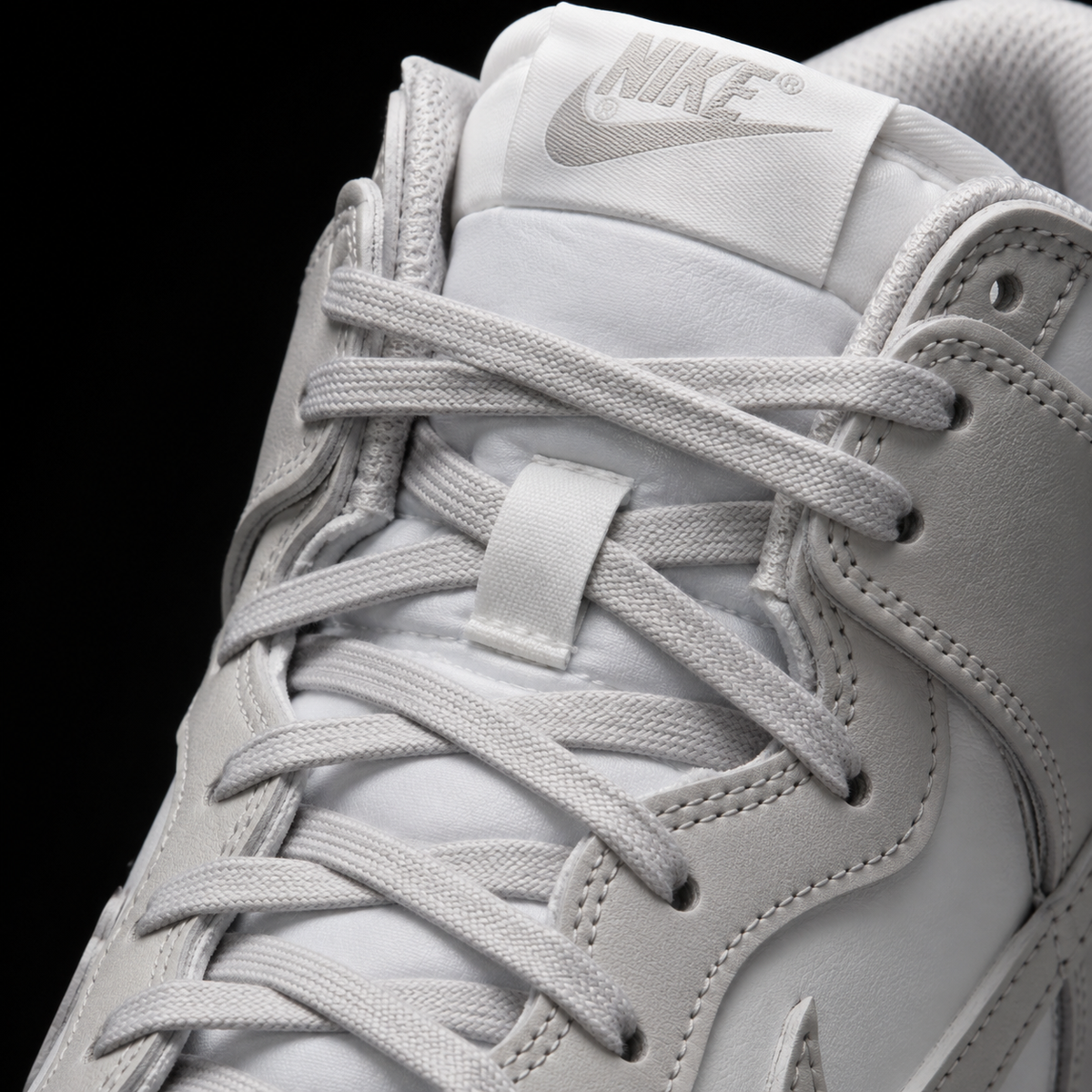 Nike Dunk High White Vast Grey, detalle de agujetas — Crazy!Duck Hype