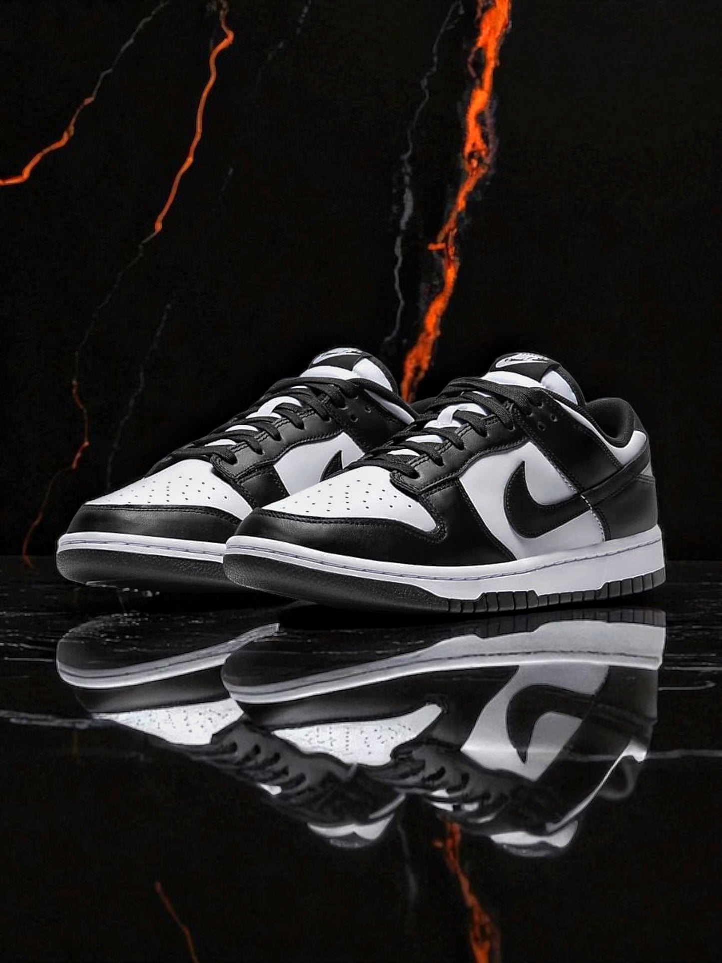 Nike Dunk Low Retro "Panda"
