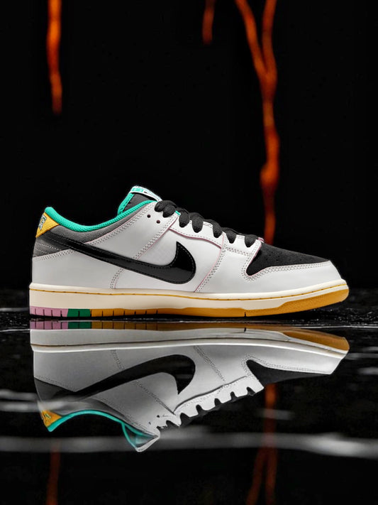 Nike SB Dunk Low Pro x CSEF "Black/White"