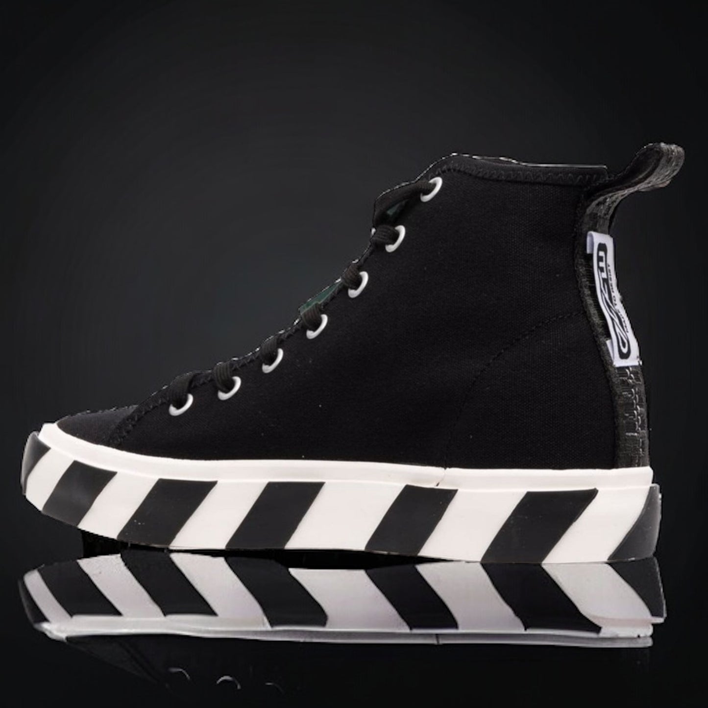 Off-White Mid Vulcanized "Black/White"