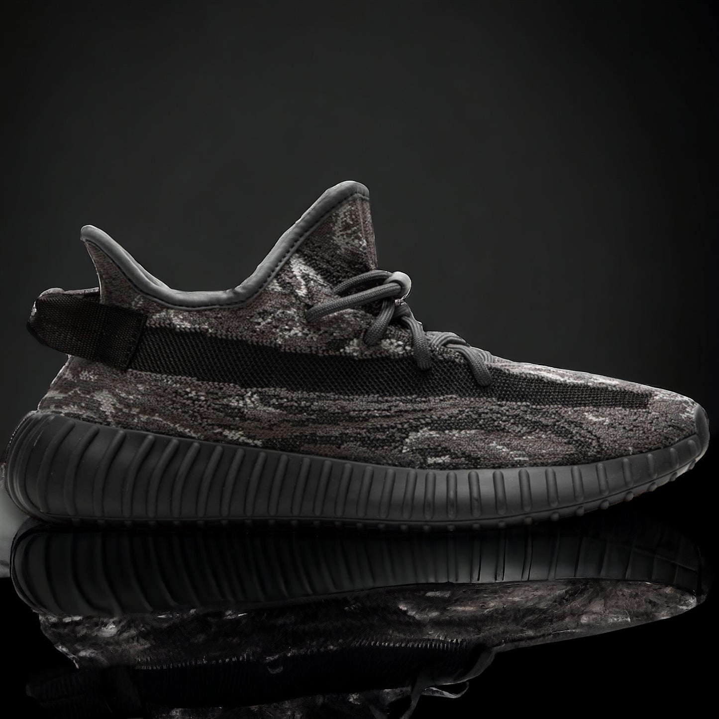 Adidas Yeezy Boost 350 V2