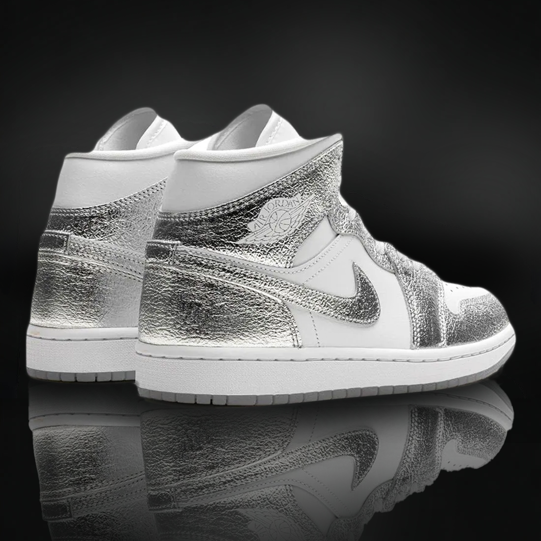 Jordan 1 Mid SE "Metallic Silver" (Mujer)