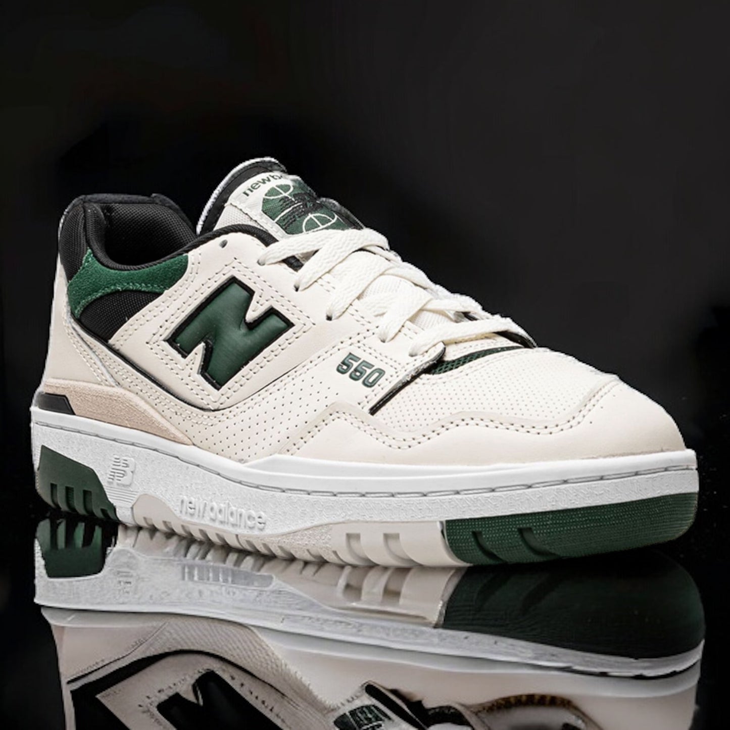 New Balance 550 "Sea Salt Pine Green"