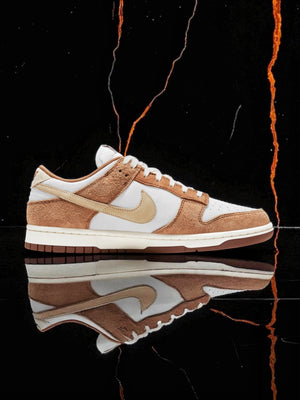 Nike Dunk Low "Medium Curry"