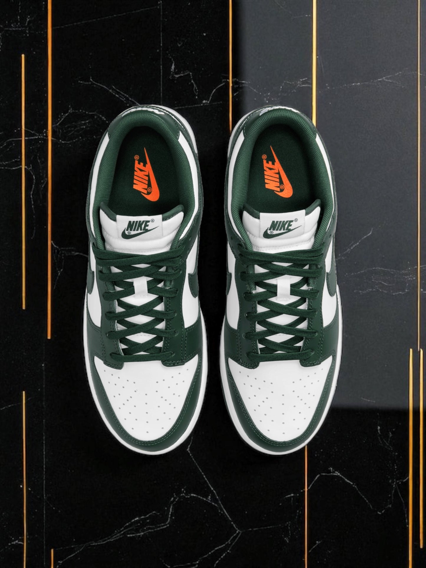 Nike Dunk Low "Michigan State"