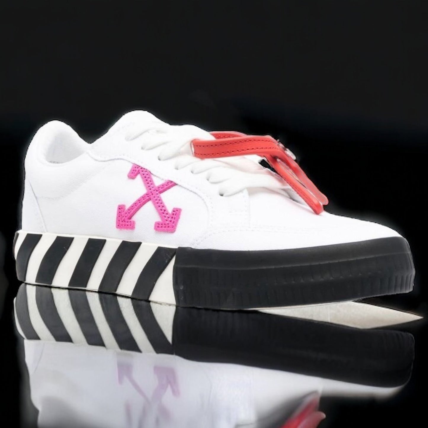 Off-White Low Vulcanized "White/Back/Fuchsia"