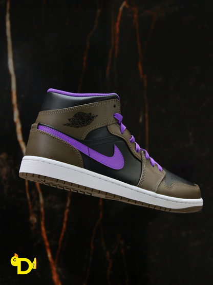 Air Jordan 1 Mid "Palomino"