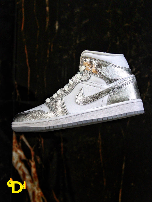 Jordan 1 Mid SE "Metallic Silver"