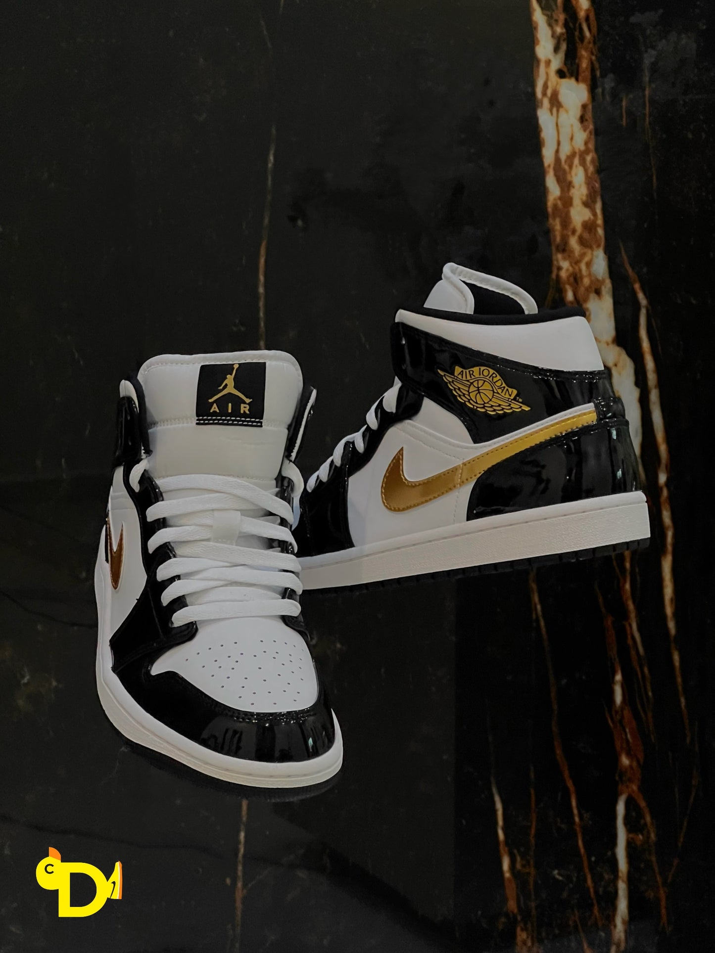 Jordan 1 Mid "Patent Black White Gold"