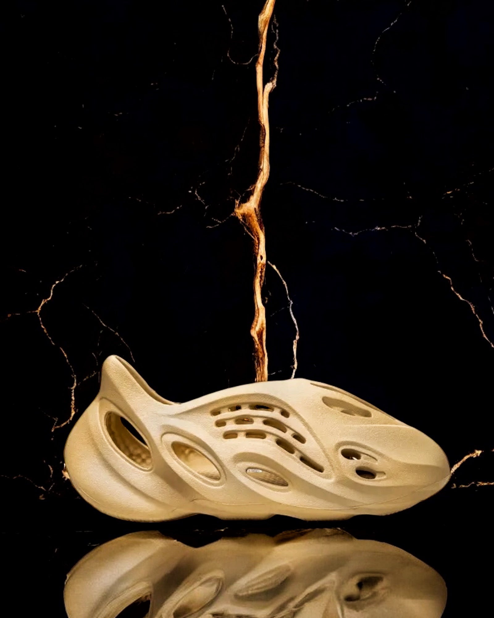 Adidas Yeezy Foam Runner 