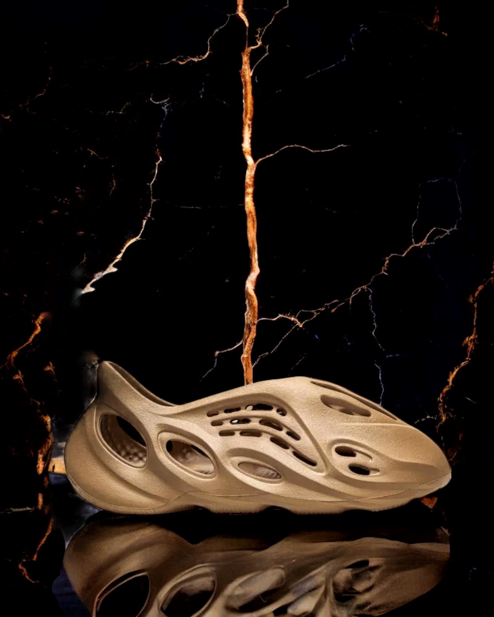 Adidas Yeezy Foam Runner 