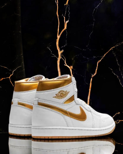 Air Jordan 1 High OG "White and Gold"