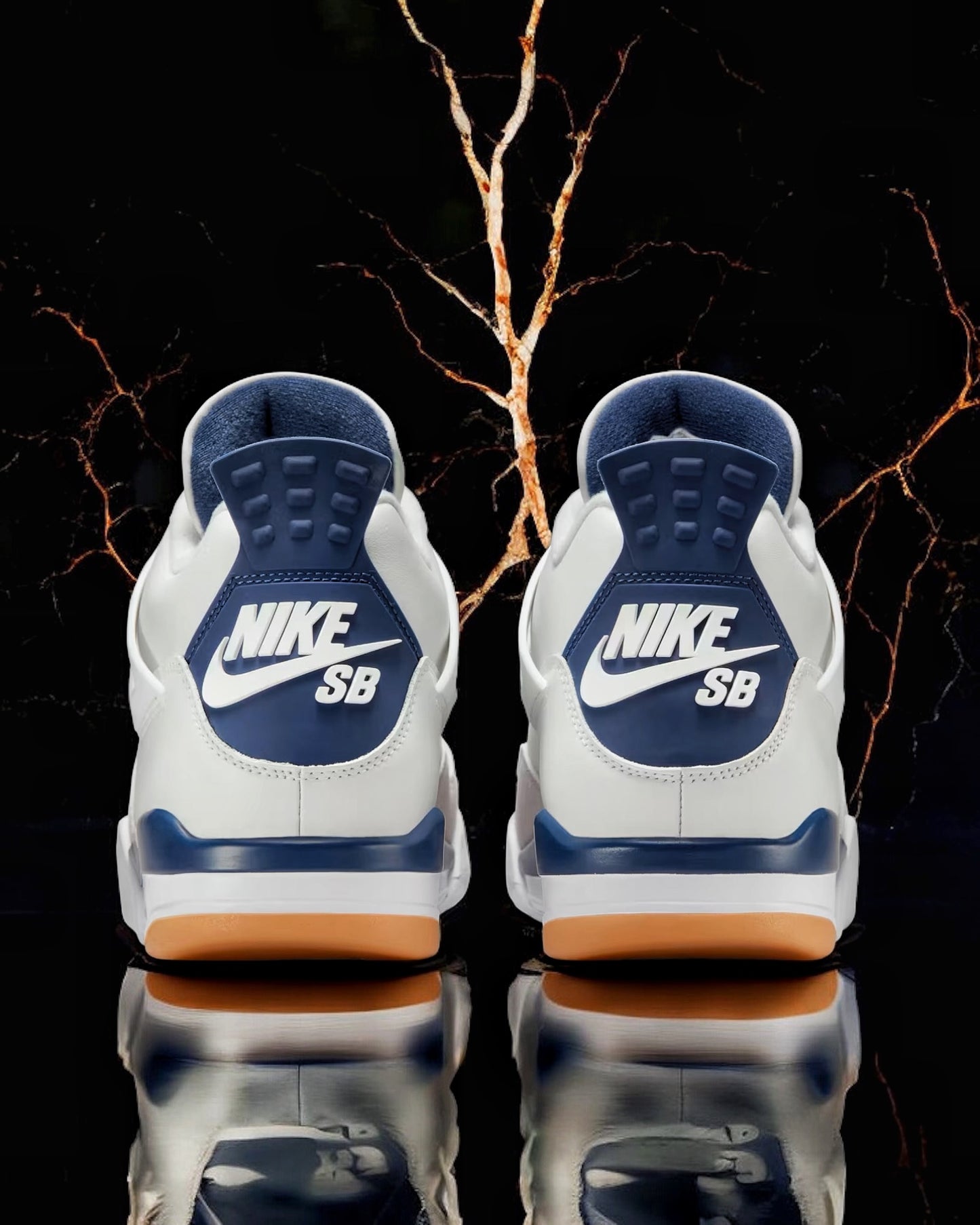 Air Jordan 4 Retro SB "Navy"