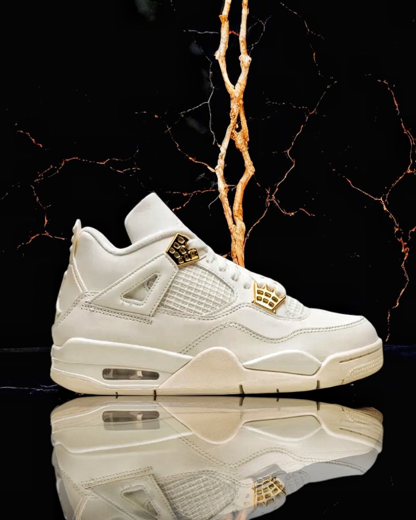 Air Jordan 4 Retro "White Metallic Gold"