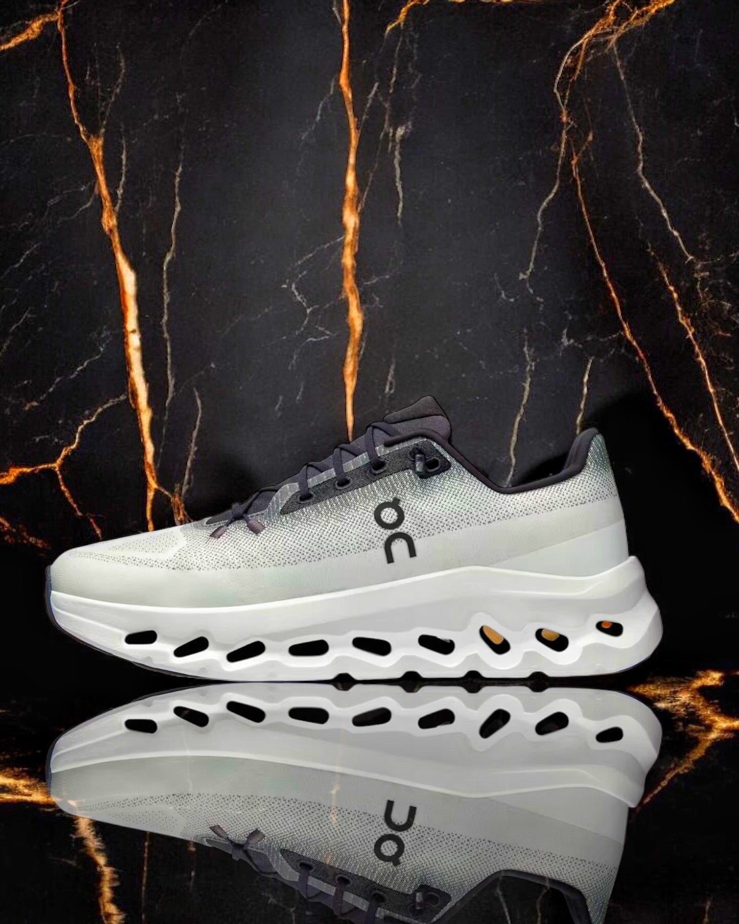 Cloudtilt "Black-Ivory"
