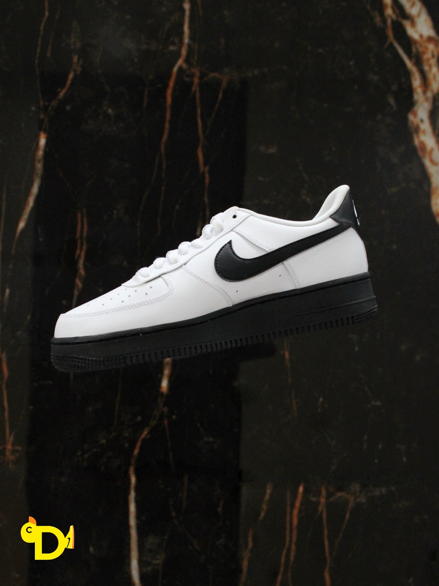 Nike Air Force 1 Low "White Black Midsole"