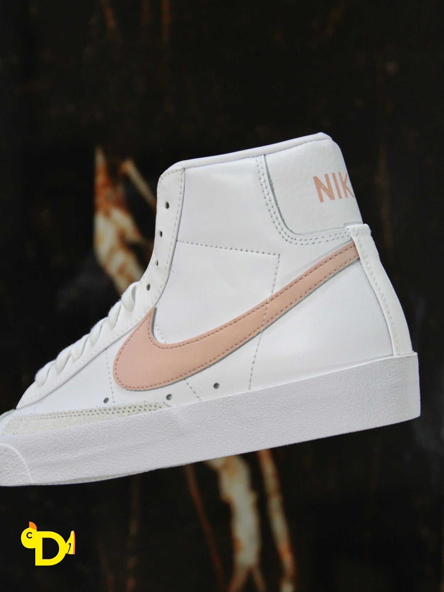 Nike Blazer Mid 77 "White/Pink"