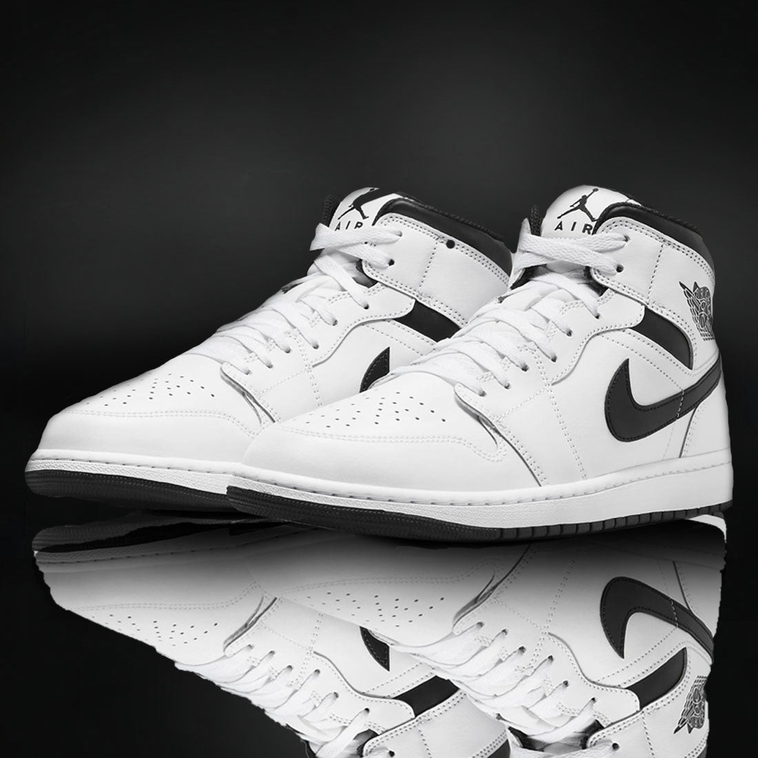 Jordan 1 Mid "Reverse Panda"