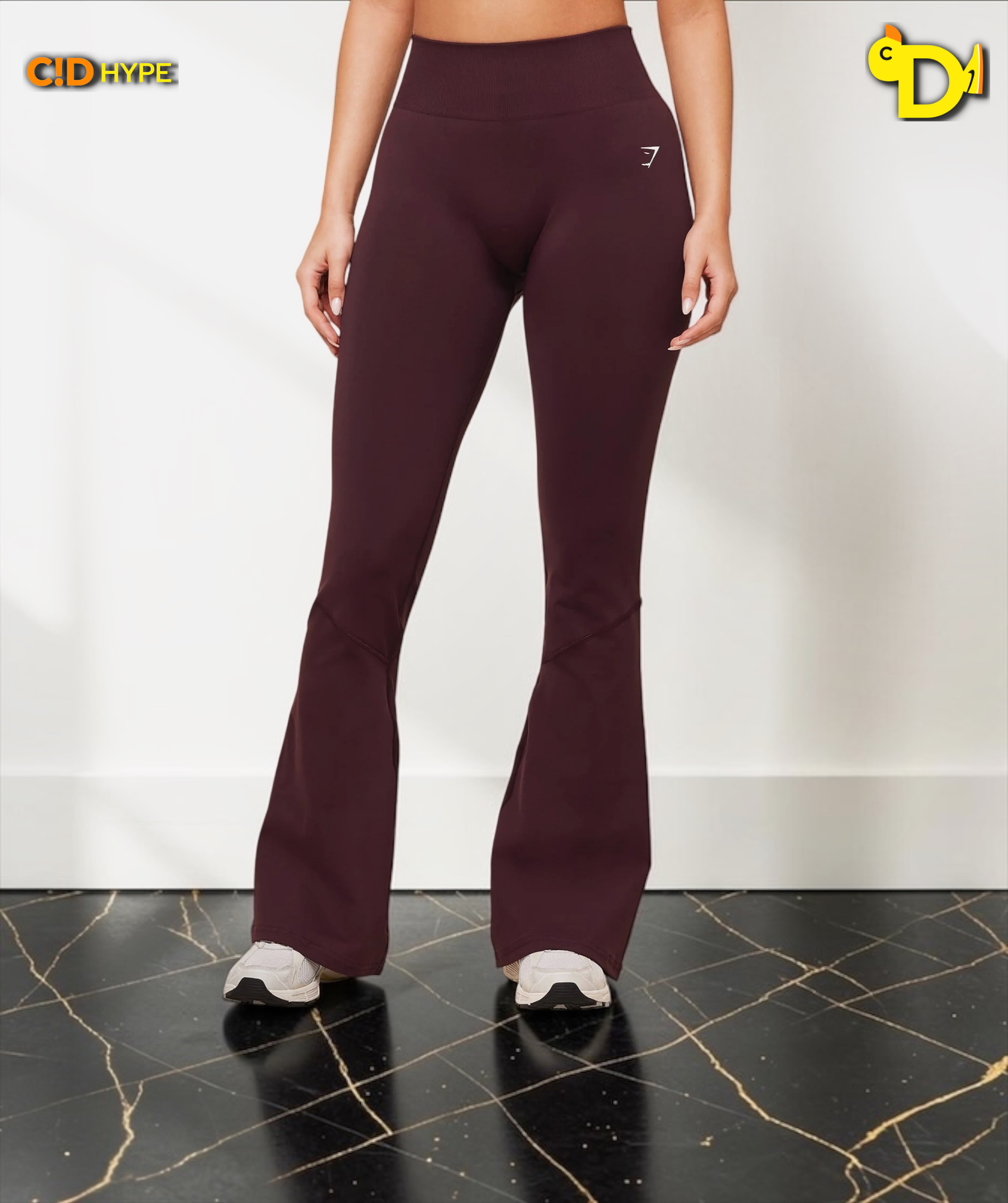 Light Hold Flared Leggings 