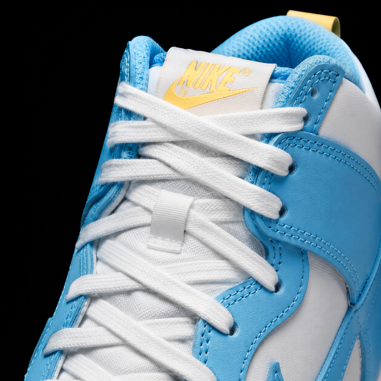 Nike Dunk High "Blue Chill"