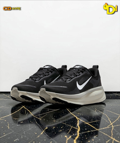 Nike Vomero 18 "Black Coconut Milk"