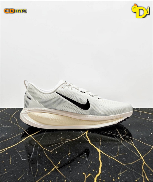 Nike Vomero 18 "Summit White Coconut Milk"