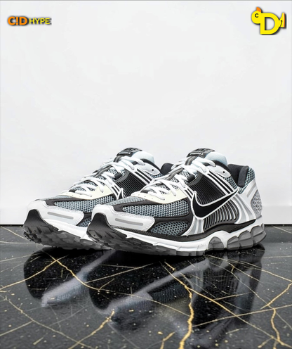 Nike Zoom Vomero 5 SE SP "Dark Grey"