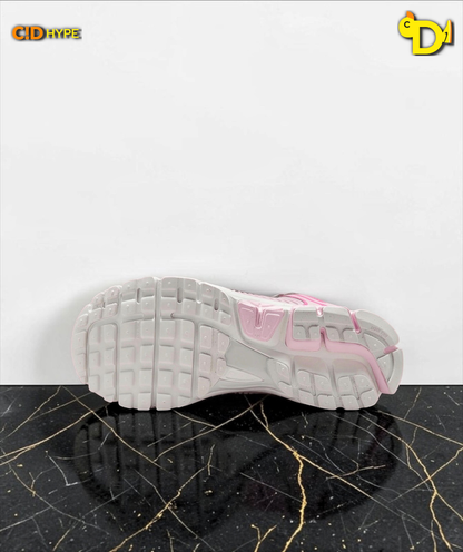 Nike Zoom Vomero 5 "Hyper Pink"