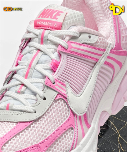 Nike Zoom Vomero 5 "Hyper Pink"