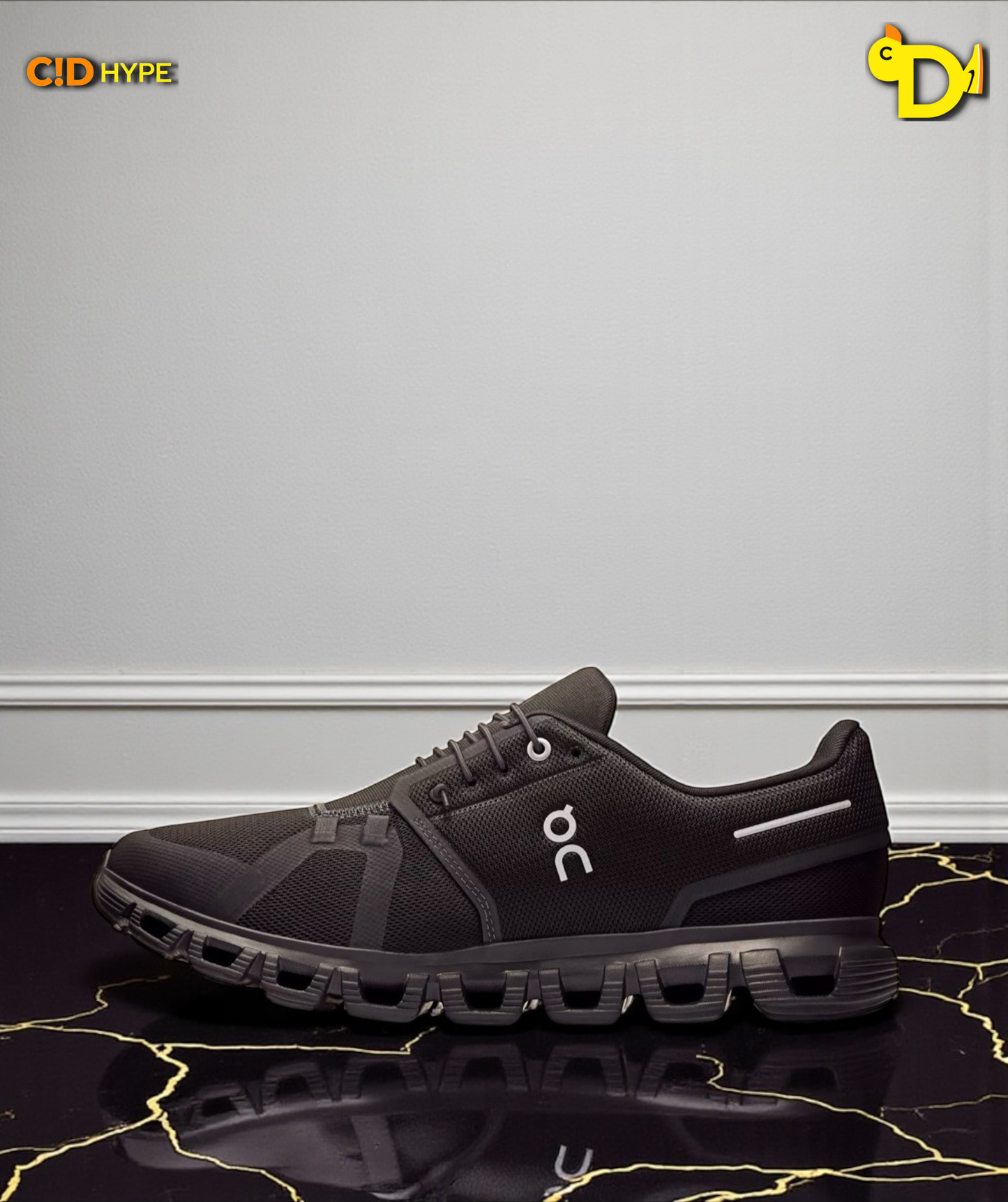 On Cloud 6 "Black/Black"