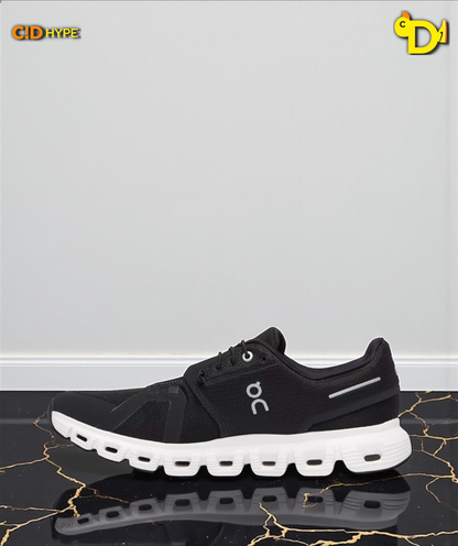 On Cloud 6 "Black/White"