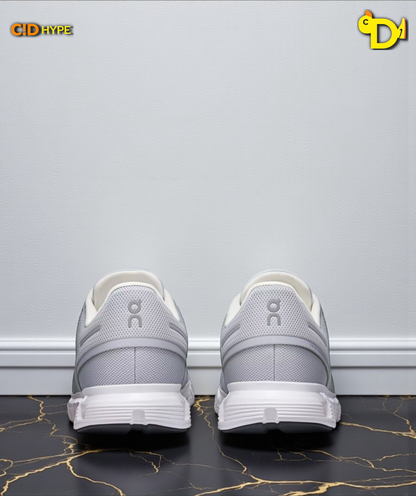 On Cloud 6 "Grey/White"