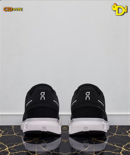 On Cloud 6 "White/Black"