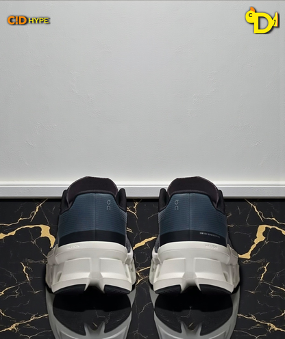 On Cloudmonster Void "Stone/Glacier"