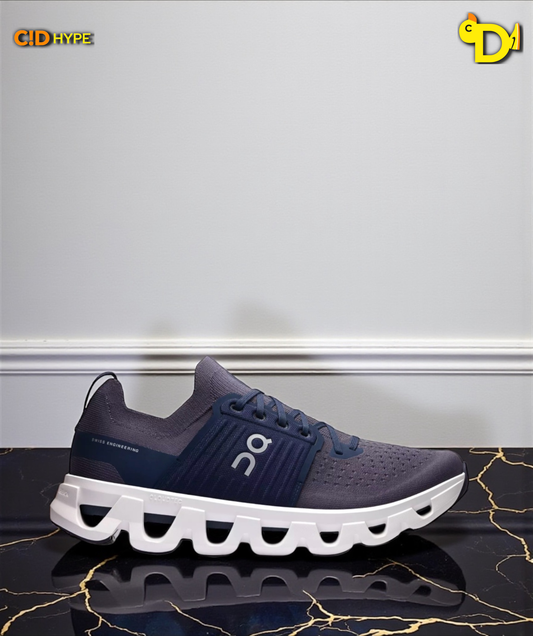On Cloudswift 4 "Navy/Ink"