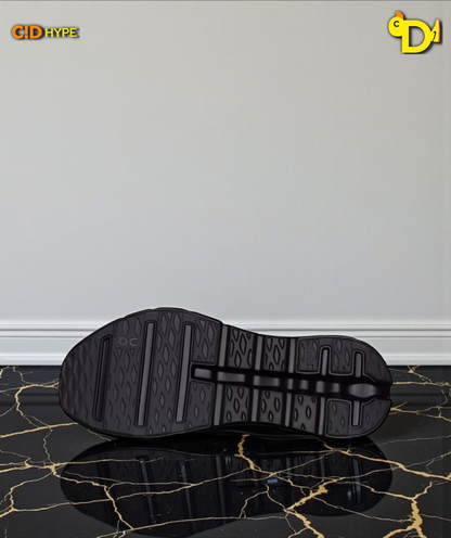 On Cloudtilt "Black/Black"