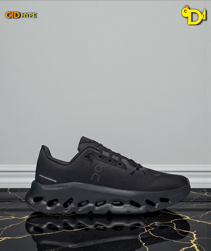 On Cloudtilt "Black/Black"