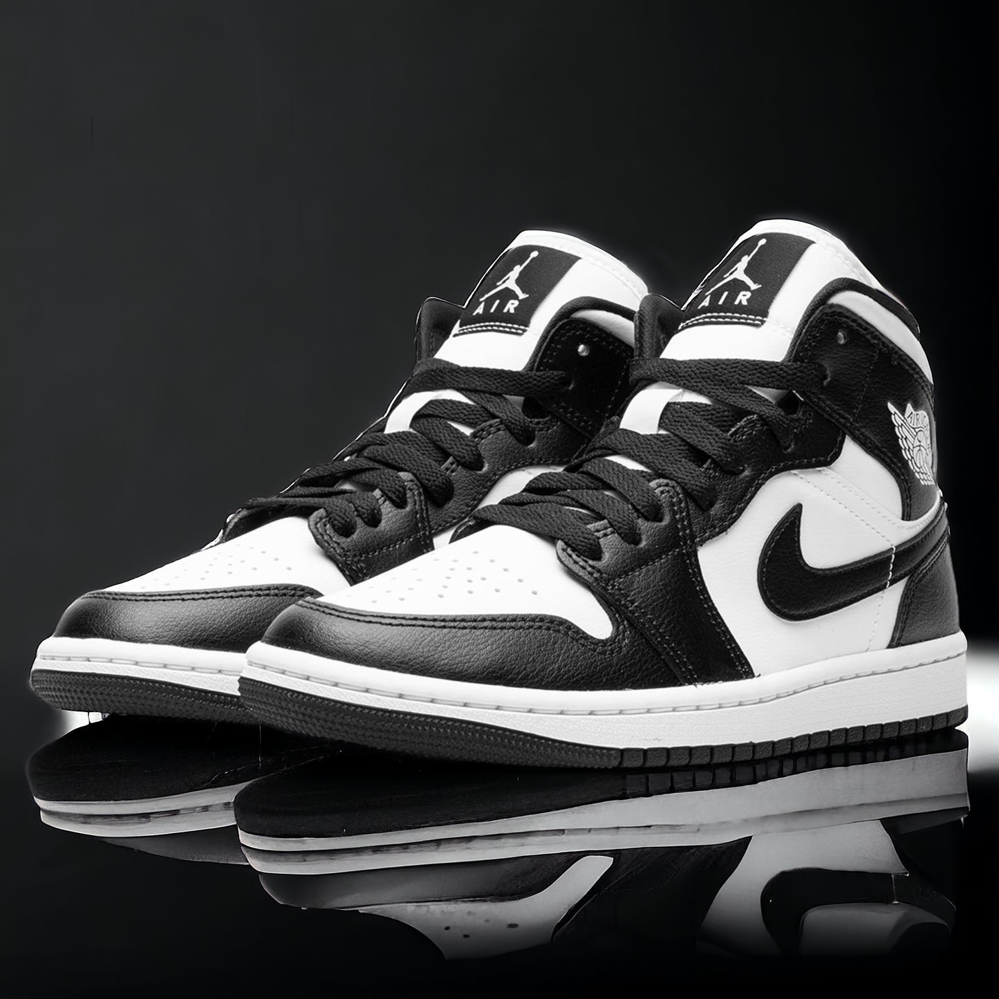 Jordan 1 Mid "Panda"